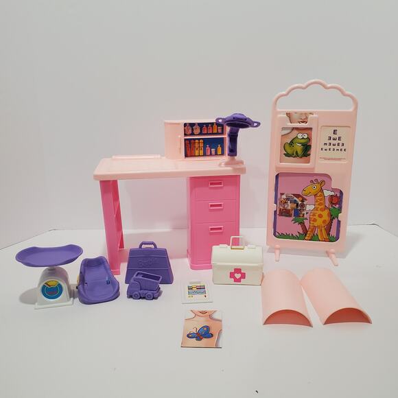 VtgBarbie So Much To Do Baby Care Center 1995 Mattel Replacements - Picture 1 of 10